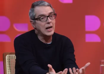Artista plástico Nuno Ramos é o entrevistado de hoje no DR com Demori