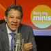 Tarifaço prejudicou mais que beneficiou população dos EUA, diz Haddad