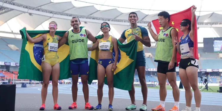 Brasil faz história e termina Mundial de Atletismo Paralímpico em 1º