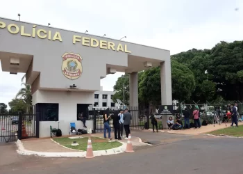 “Todo mundo sabe o que ele fez”, diz Lula sobre prisão de Bolsonaro