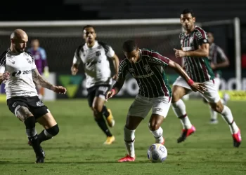 Nacional transmite partida entre Ceará e Fluminense neste domingo