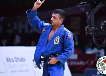 Daniel Cargnin conquista bronze no Grand Slam de judô de Abu Dhabi