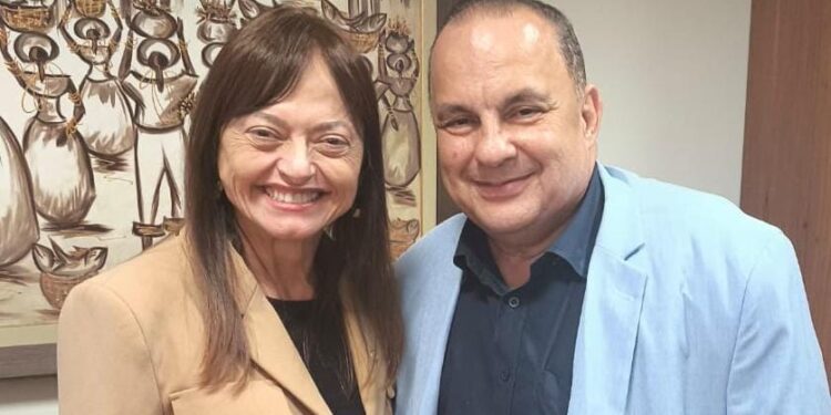 Deputada Federal Alice Portugal consolida apoio de trabalhadores e empreendedores da Bahia