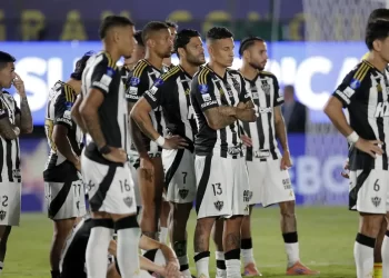 Lanús supera Atlético-MG nos pênaltis e é bicampeão da Sul-Americana