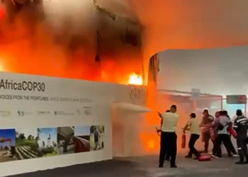 Incêndio atinge parte do pavilhão da COP30, em Belém