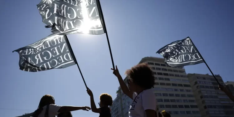 Marcha: comunicadoras negras discutem enfrentamento à violência online