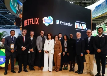 Embratur e Netflix lançam guia turístico do Brasil na WTM Londres