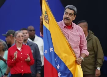 Maduro pede apoio: “Povo do Brasil, ocupem as ruas para apoiar a Venezuela”