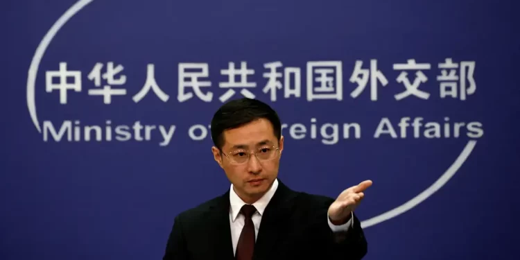 China diz que interceptação de navios pelos EUA é “violação grave”