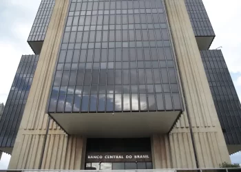 Entidades financeiras defendem atuação do Banco Central no caso Master