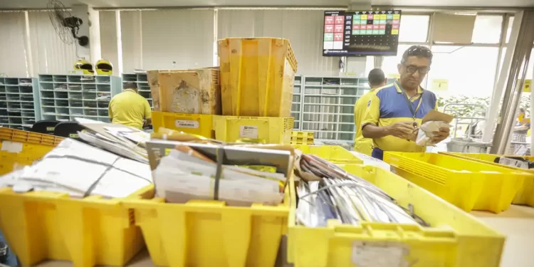 Tesouro reprova empréstimo de R$ 20 bilhões aos Correios