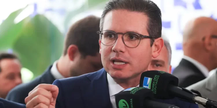 Motta elogia servidora alvo da PF e diz que Dino não aponta desvio