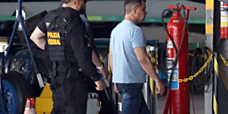 Silvinei Vasques chega a Brasília e ficará preso na Papuda