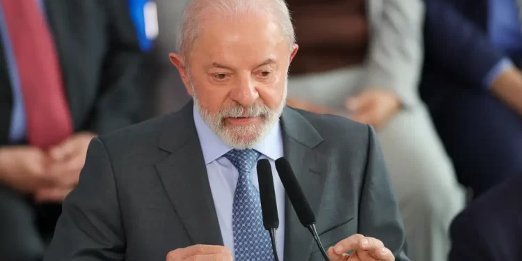 Lula diz que indicação de Messias não deve ser problema político