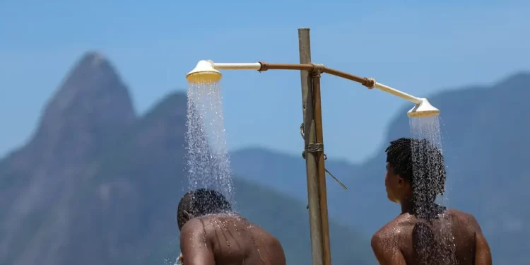 Bloqueio atmosférico causa alerta de calor em oito estados