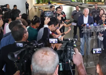 Fronteira do Brasil com a Venezuela está tranquila e aberta, diz Múcio