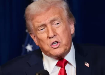 Trump diz que EUA vão administrar Venezuela até “transição segura”