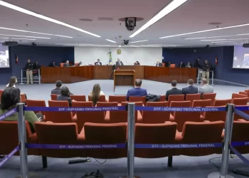 Moraes autoriza coronel da trama golpista a reduzir pena com leitura