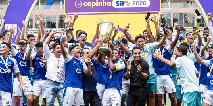 Cruzeiro bate São Paulo e fatura bicampeonato da Copinha após 19 anos