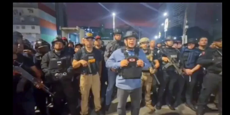 Nº 2 do chavismo pede calma ao povo venezuelano após ataques dos EUA