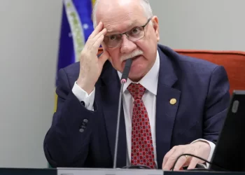 Fachin diz que democracia atravessa tempos desafiadores