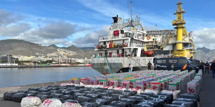 Espanha apreende cocaína a bordo de navio que fez escala no Brasil