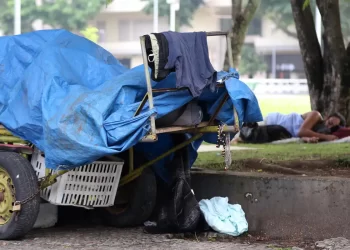 Estudo aponta mais 365 mil pessoas em situação de rua no Brasil