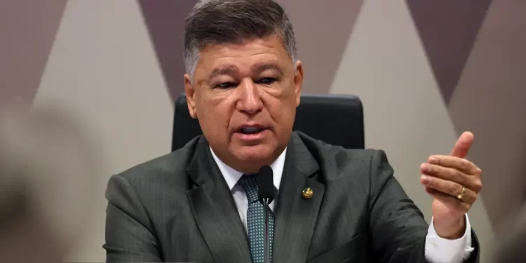 Viana recorre ao STF para obrigar depoimento de Vorcaro na CPMI