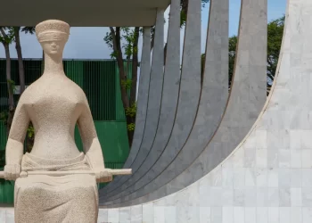 Por unanimidade, STF enquadra caixa 2 como improbidade administrativa