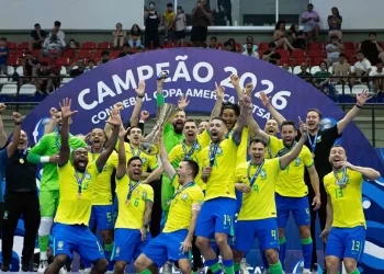 Brasil bate Argentina e conquista 12º título na Copa América de Futsal