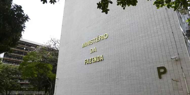 Brasil capta US$ 4,5 bilhões em títulos no mercado internacional