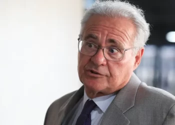 Senado instala comissão para apurar fraudes do Banco Master