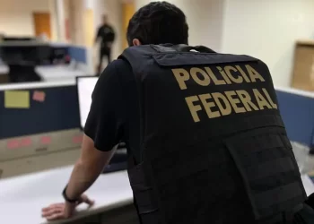 Polícia Federal faz operação em SP contra fraudes na Caixa