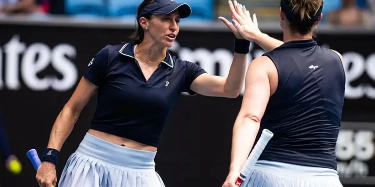 Tênis: parceria de Luisa Stefani vai para as oitavas de final em Dubai