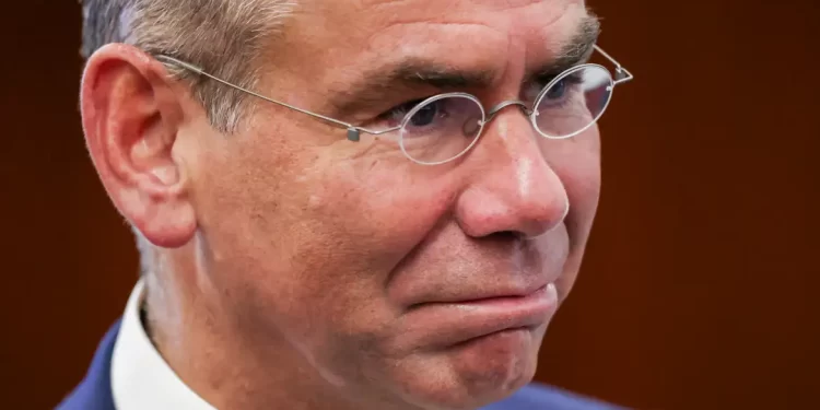 Troca de advogado de Vorcaro sinaliza possível delação premiada