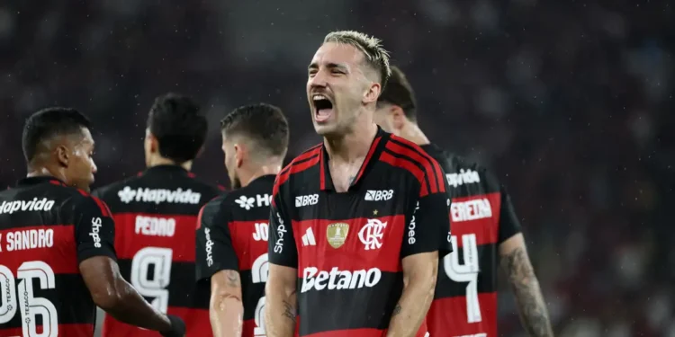 Flamengo derrota Remo por 3 a 0 e entra no G4 do Brasileiro
