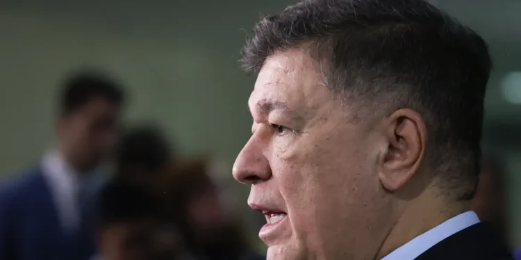 CPI do INSS: após revés no STF, Viana quer votar relatório nesta sexta