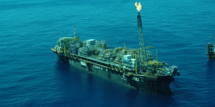 Doze cidades campeãs de royalties têm condição de vida abaixo da média