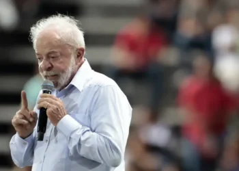 “Guerra é do Trump, não é do povo brasileiro”, diz Lula