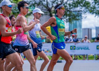 Caio Bonfim e equipe feminina conquistam bronze no Mundial de Marcha