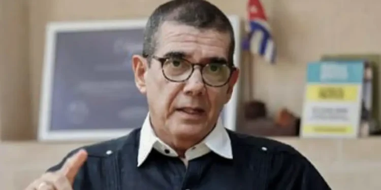 Cuba estuda movimentação militar dos EUA diante de ameaças de Trump