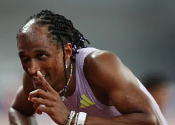 Alison dos Santos conquista ouro na etapa de Xiamen da Diamond League