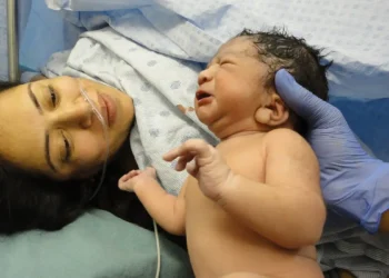 Mortalidade materna: Brasil ainda perde centenas de mulheres por ano