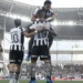 Botafogo vence Corinthians pelo Brasileirão com três de Arthur Cabral