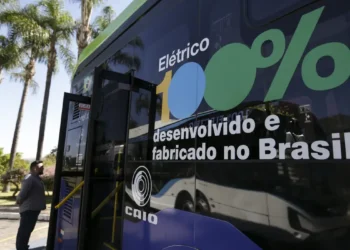 CMN dobra duração de linhas do Move Brasil a ônibus e micro-ônibus