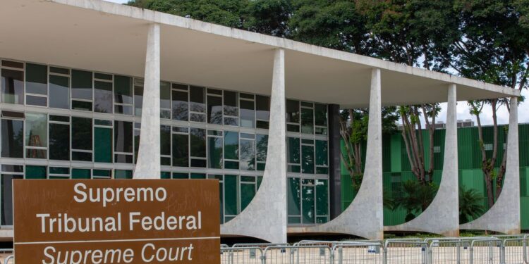 STF tem 4 votos para liberar pagamento de penduricalhos retroativos