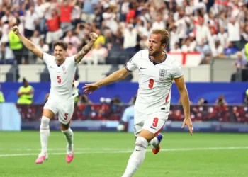Harry Kane sobra em campo e Inglaterra bate Croácia por 4 a 2 na Copa