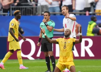 Gana segura Inglaterra e duelo de líderes do Grupo L não sai do zero