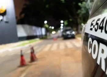 Operação da Polícia Civil investiga descontos em benefícios do DF