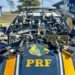 PRF apreende 26 fuzis durante abordagem a caminhão no Paraná
